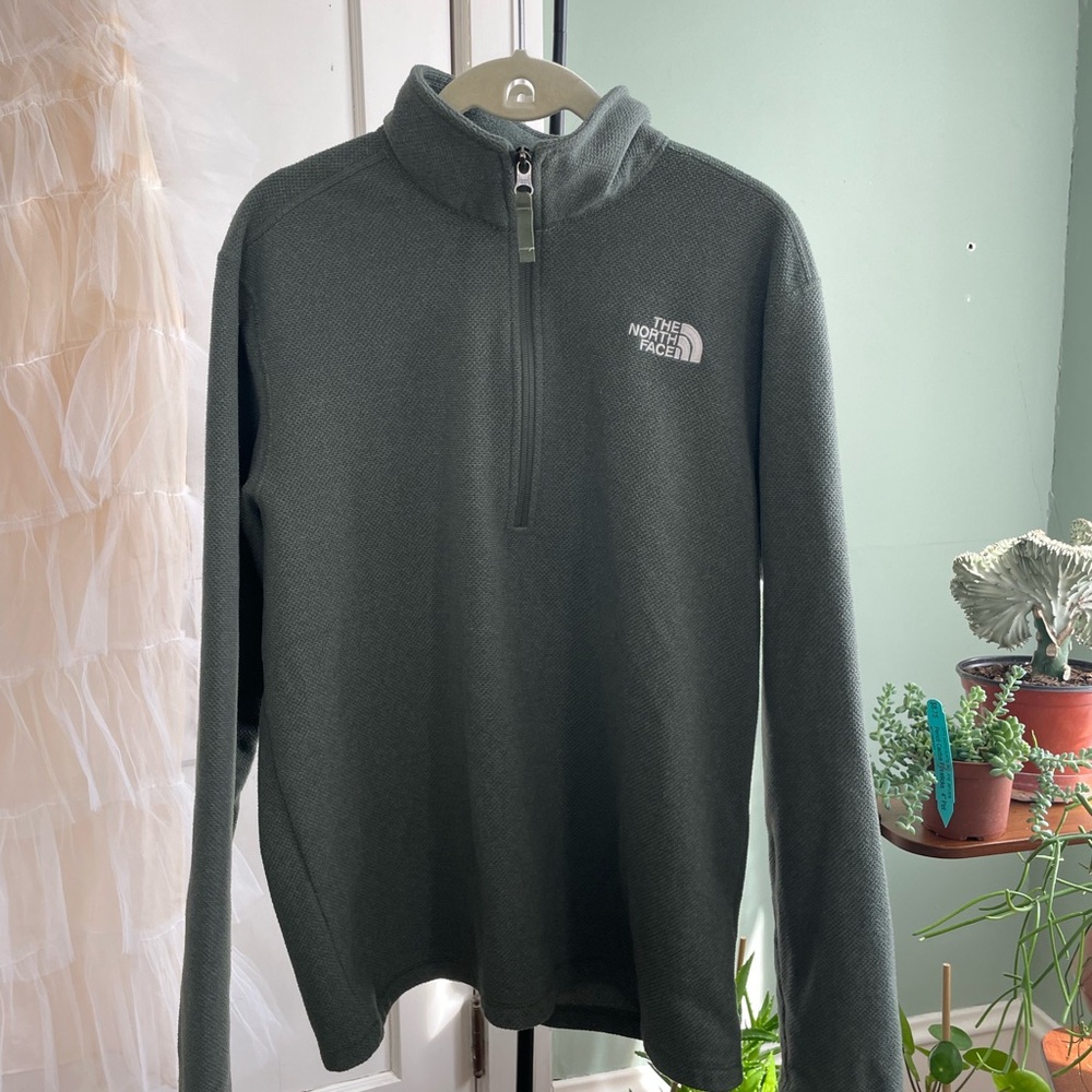 The North Face Men's Green Sweater
